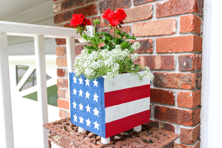 DIY American Flag Planter Box