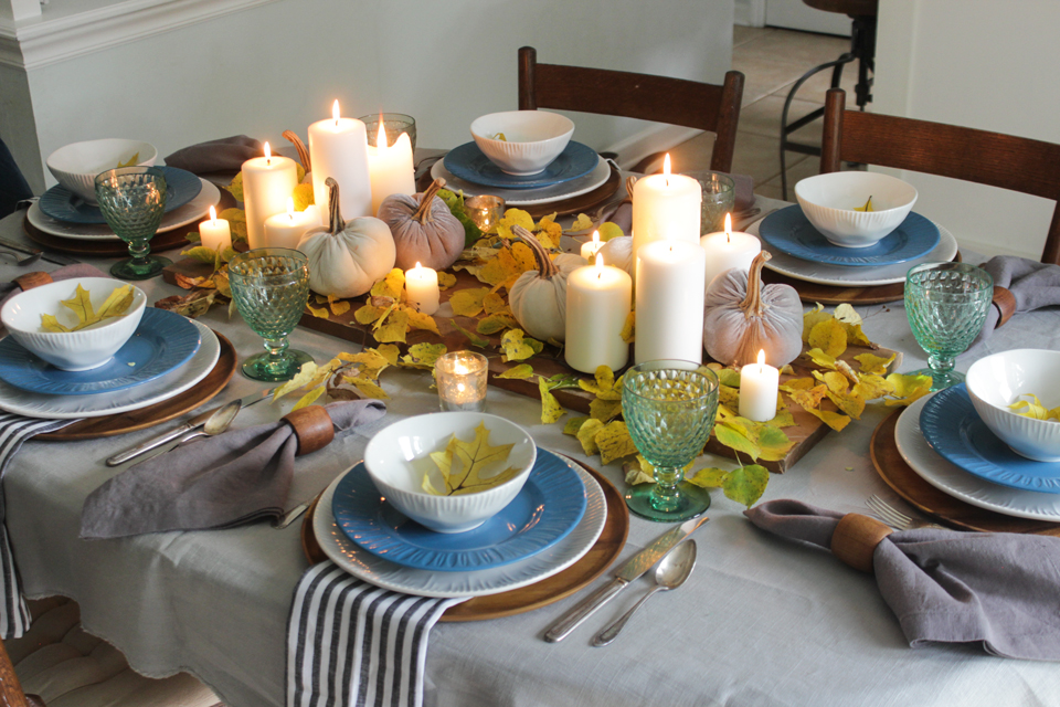 Fall-cozy-tablescape-Shades-of-Blue-Interiors