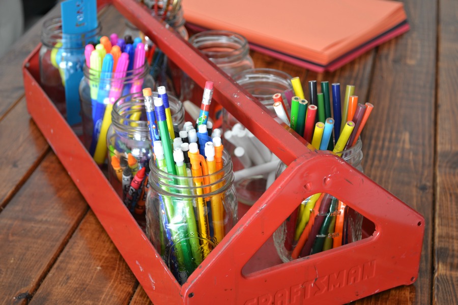 Get organized before the school year creeps up on you. This toolbox homework caddy will help your kids find everything they need. | Toolbox Homework Caddy