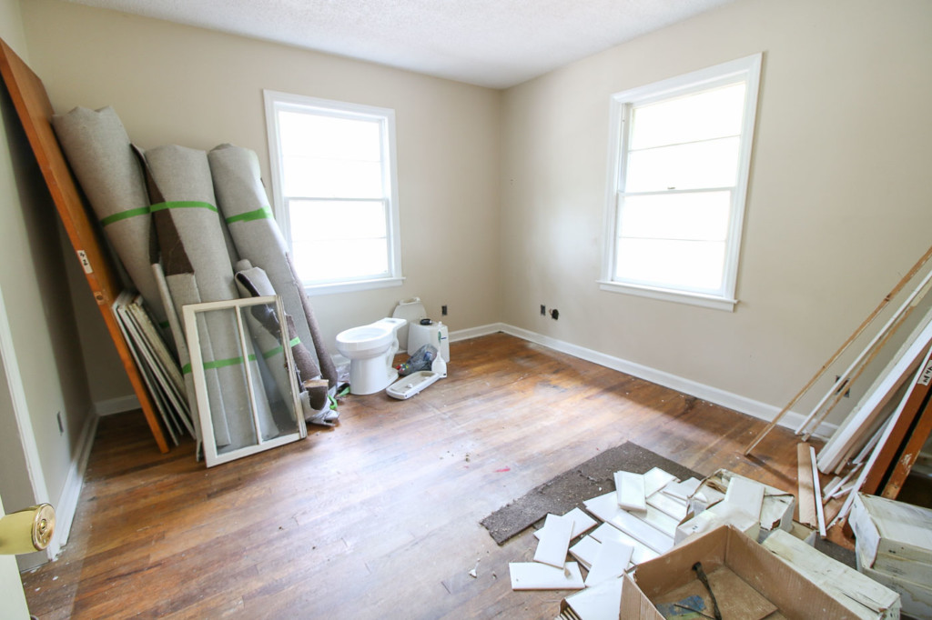 tile and storage in bedroom