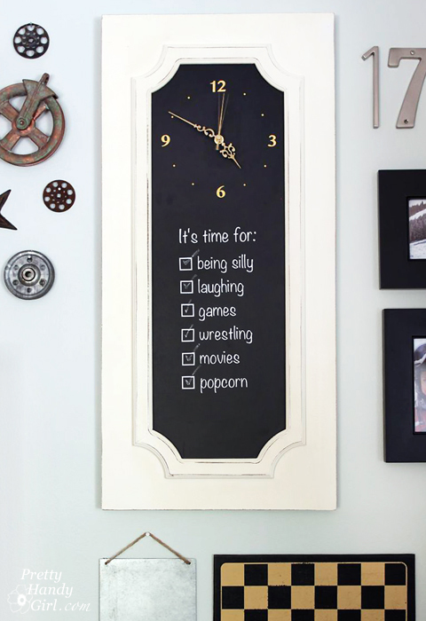 chalkboard paint projects - diy clock sign